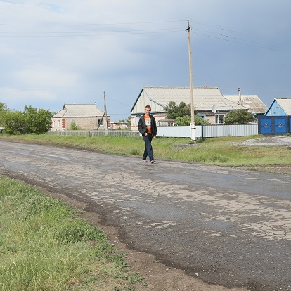 Погода днепровка. Село Барвиновка Сарыкольского района. Село Краснодон Сарыкольский район. Казахстан Сарыкольский район поселок Маяк. Кустанайская область Совхоз Барвиновка.