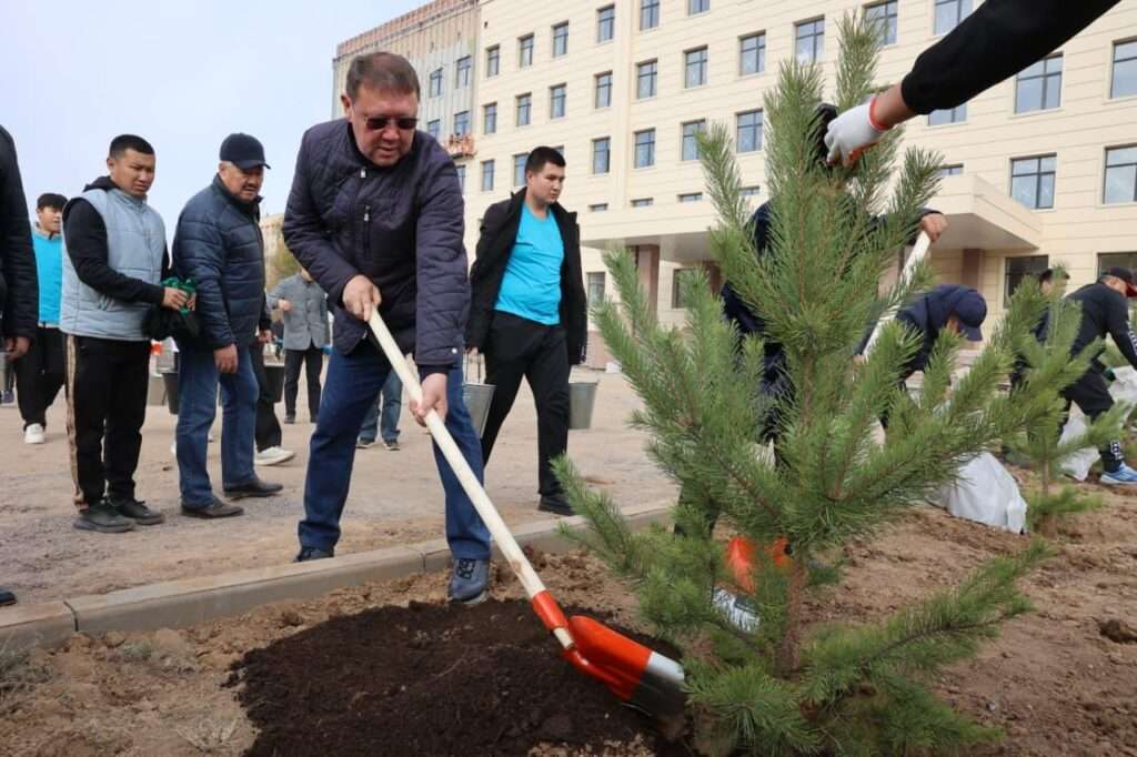 Продолжается работа в рамках программы «Таза Қазақстан» в Костанайской области