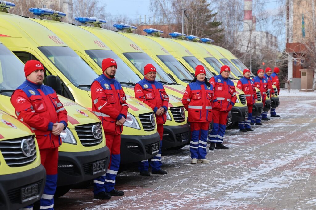 50 новых реанимобилей поступили в распоряжение костанайских врачей