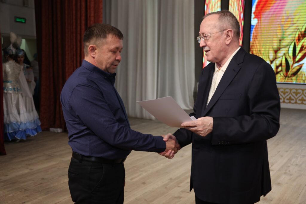 Компания «Иволга-Алтын» отметила День работников сельского хозяйства большим праздником.