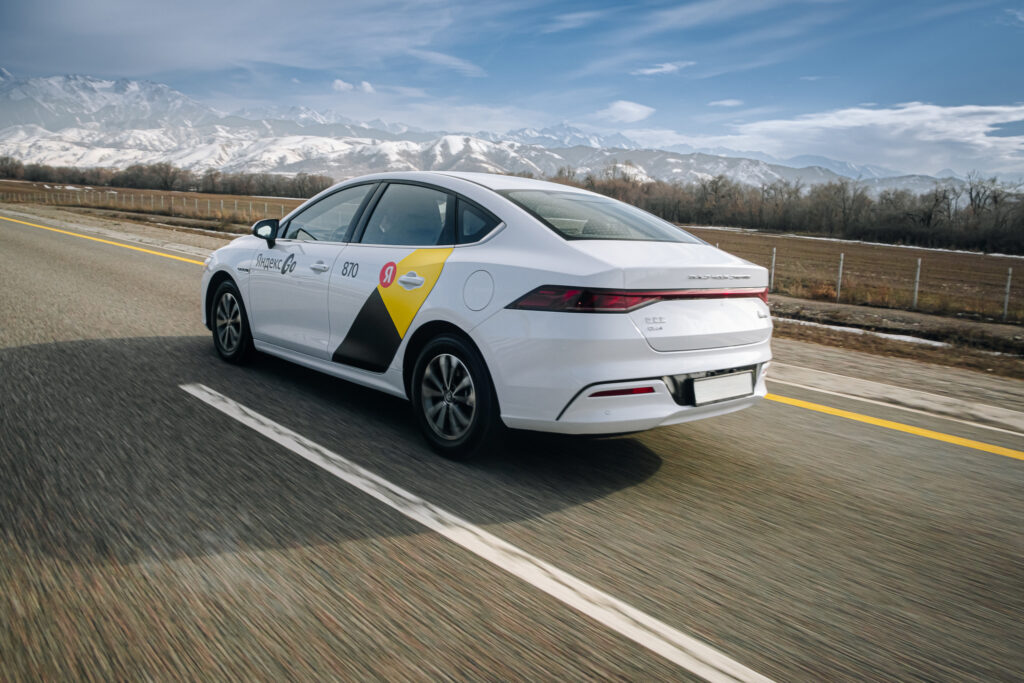 В Костанае запустили тариф «Комфорт+» в Яндекс Go