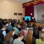 Диалог о будущем страны прошёл в школе №16