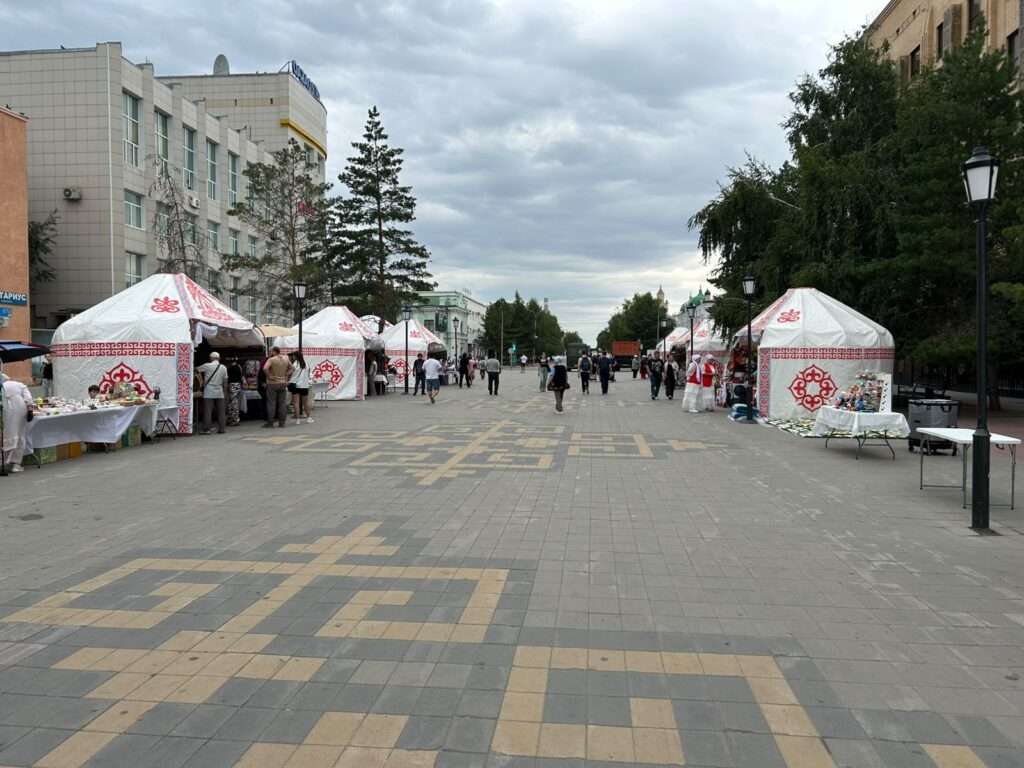 День города  стартовал с выставок в Костанае